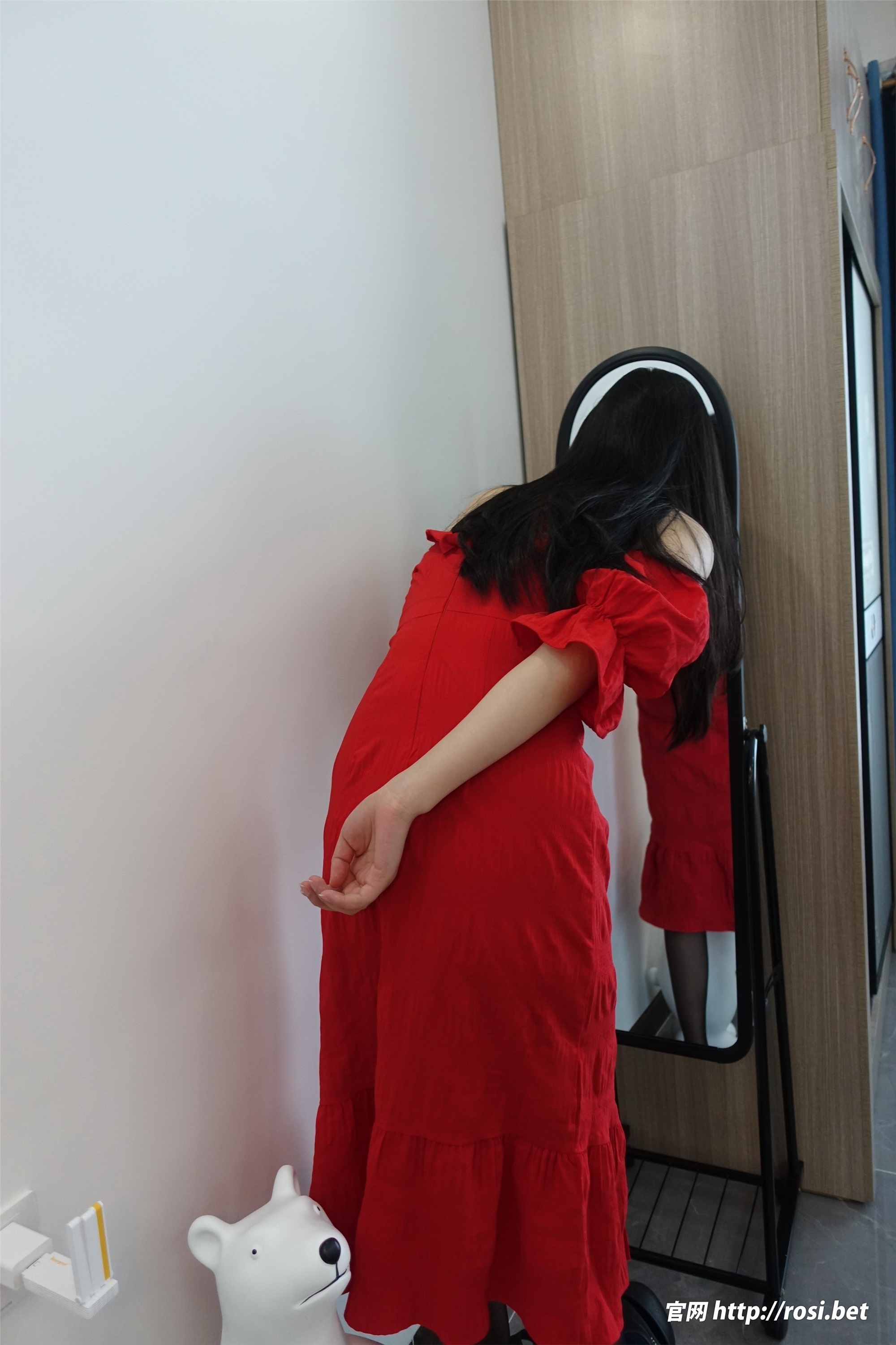 ROSI写真 2024.08.19 NO.4641